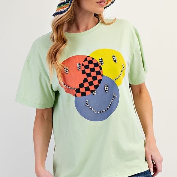 NEW EASEL BEDAZZLED SMILEY FACE COTTON JERSEY KNIT TOP T SHIRT SMALL GREEN - Picture 1 of 5